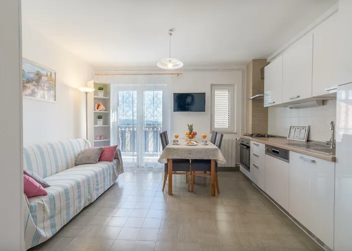 Apartment La Mare